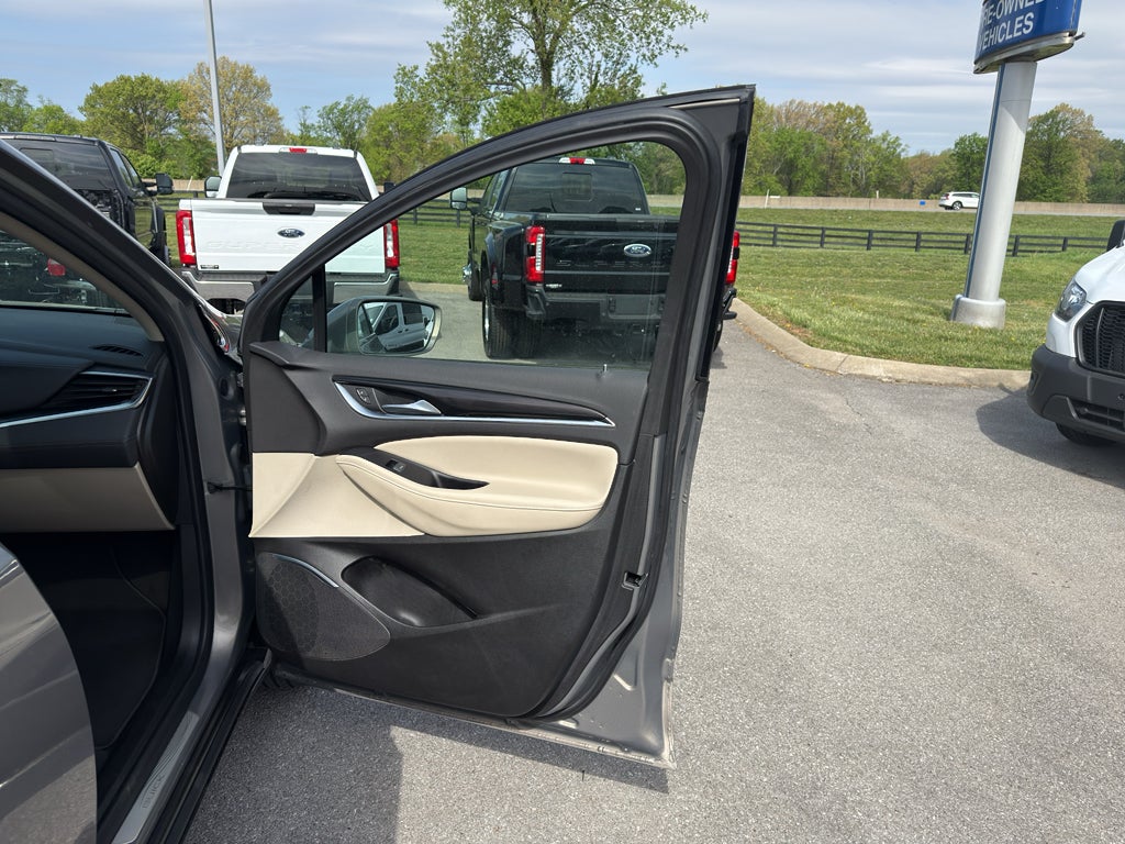 2019 Buick Enclave AWD Essence