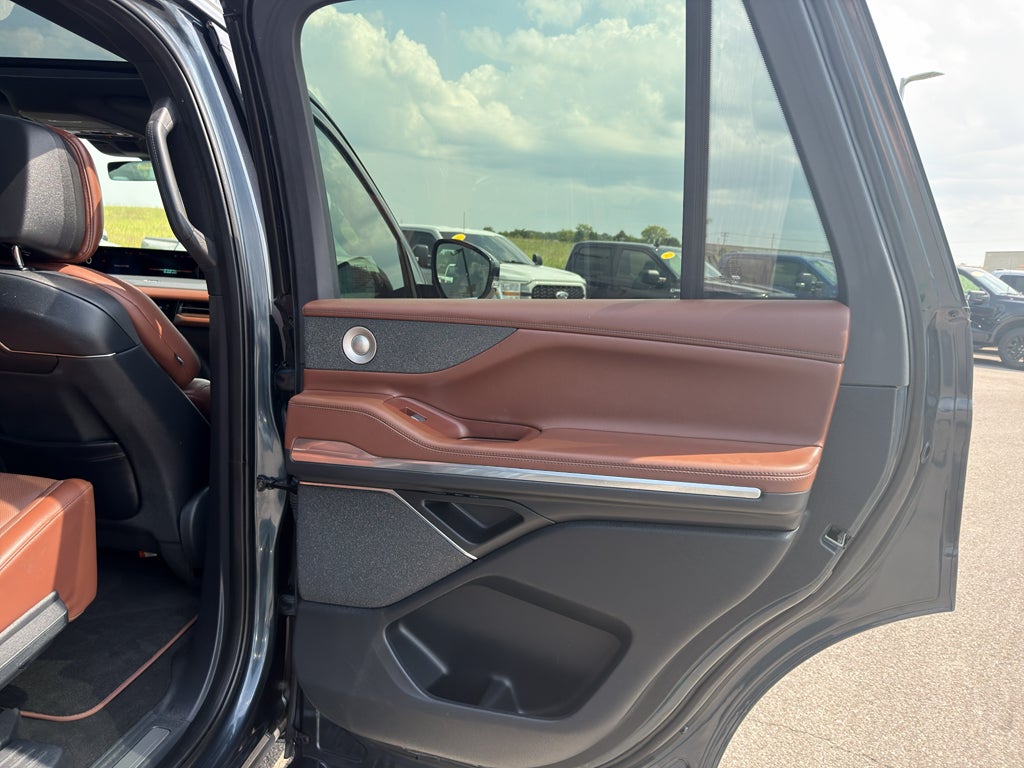 2025 Lincoln Navigator Reserve