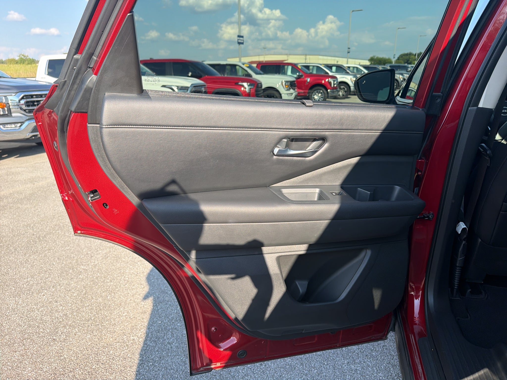 2024 Nissan Pathfinder SL FWD