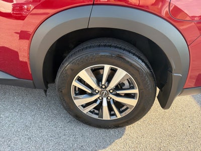 2024 Nissan Pathfinder SL FWD