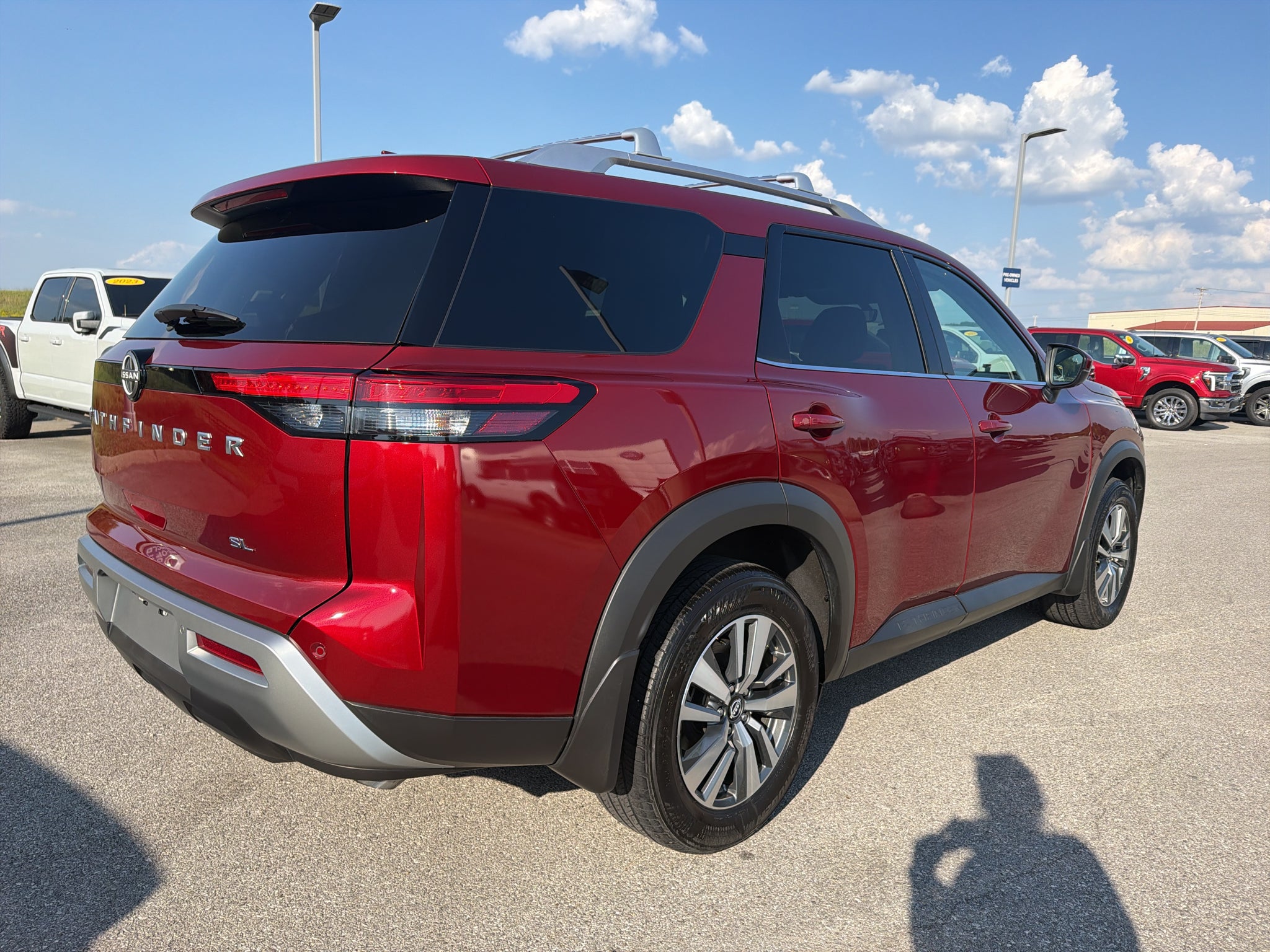 2024 Nissan Pathfinder SL FWD