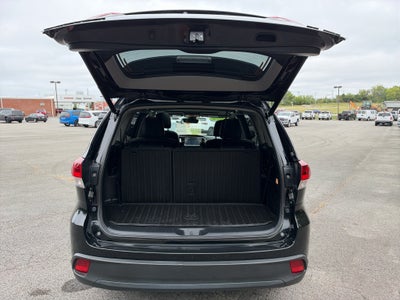 2019 Toyota Highlander SE