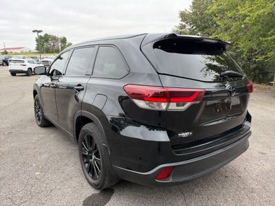 2019 Toyota Highlander SE