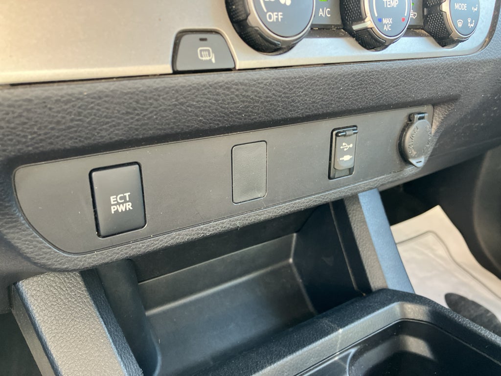 2019 Toyota Tacoma SR V6