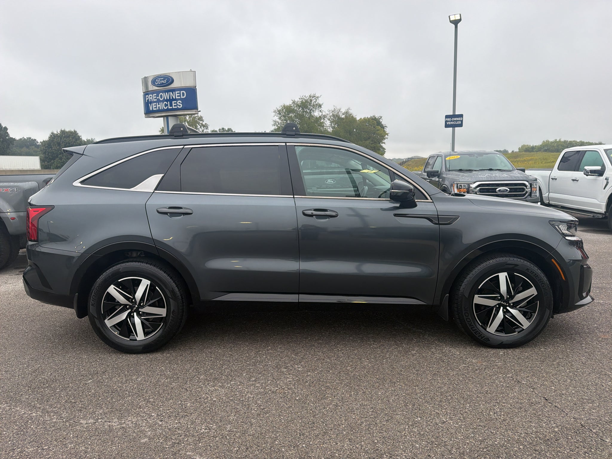 2022 Kia Sorento S