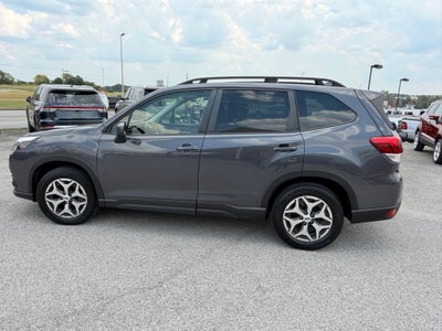 2023 Subaru Forester Premium