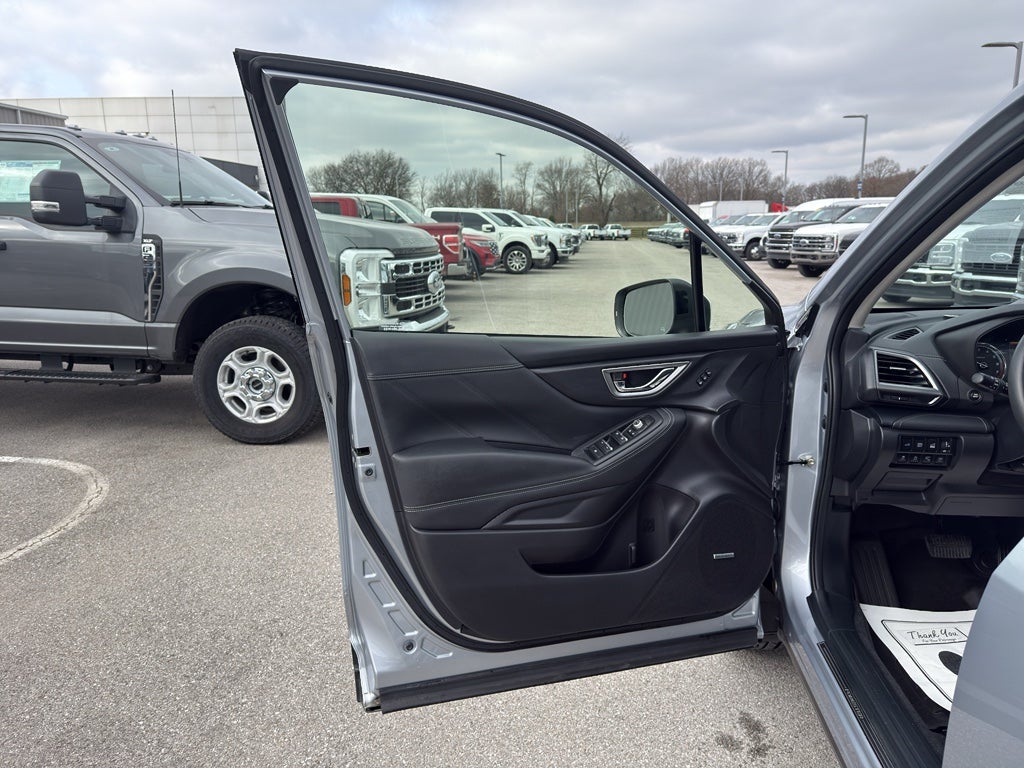 2023 Subaru Forester Touring