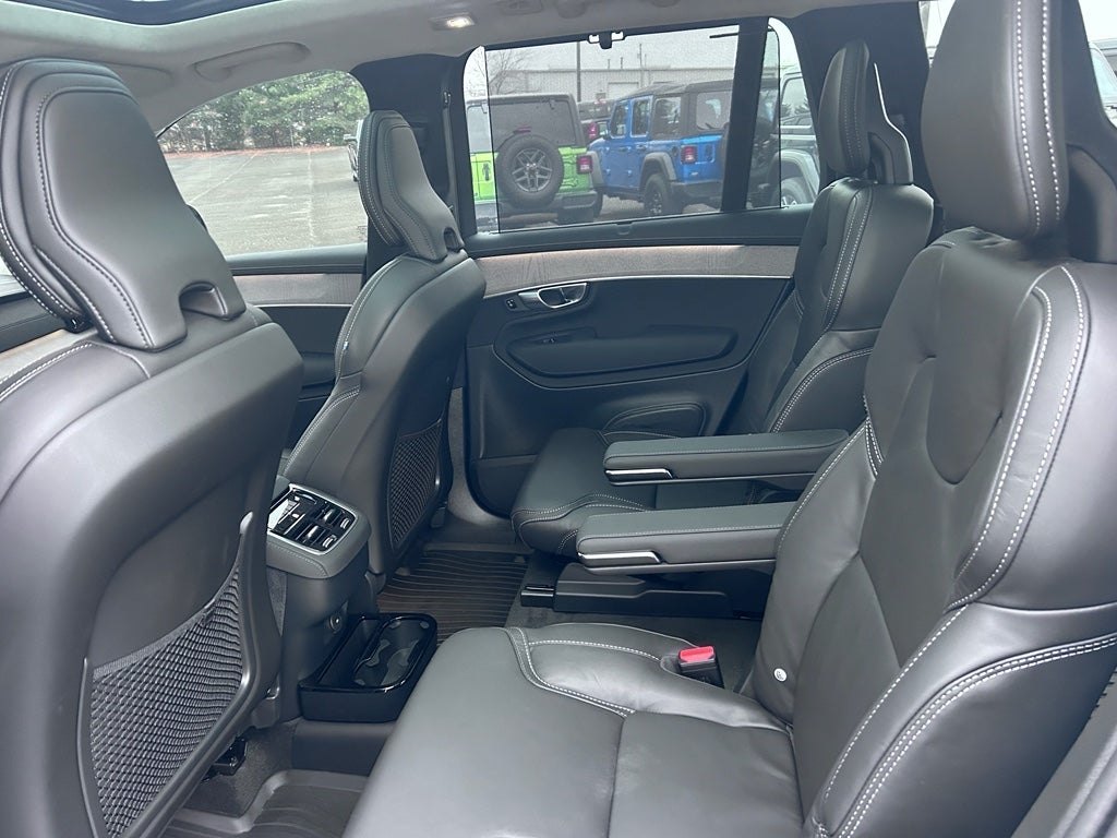 2026 Volvo XC90 Ultra Dark Theme, B6 AWD Gas (mild hybrid), Gasoline, 6 Seats
