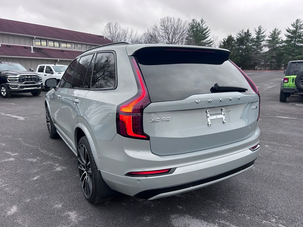 2026 Volvo XC90 Ultra Dark Theme, B6 AWD Gas (mild hybrid), Gasoline, 6 Seats