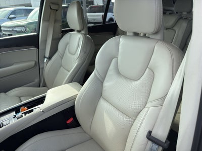 2021 Volvo XC90 Recharge Plug-In Hybrid T8 Inscription 7 Passenger