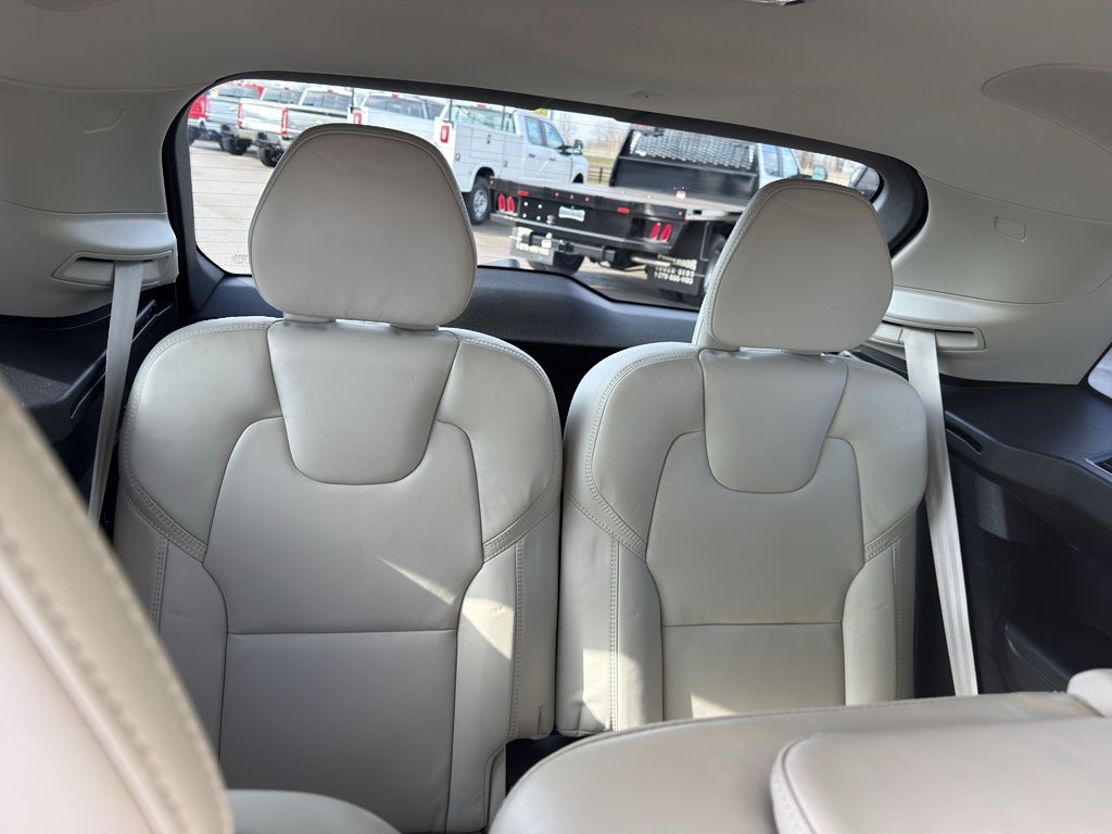 2021 Volvo XC90 Recharge Plug-In Hybrid T8 Inscription 7 Passenger