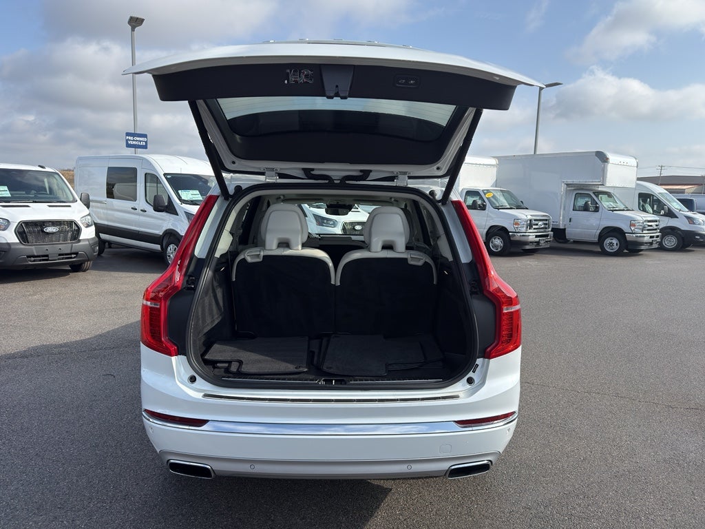 2021 Volvo XC90 Recharge Plug-In Hybrid T8 Inscription 7 Passenger